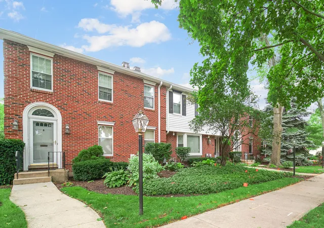 Photo 1 of Townhouse for sale at 9054 Forestview Rd, Evanston, IL 60203 | MLS# 12772901 | Listing updated on 2026-10-07