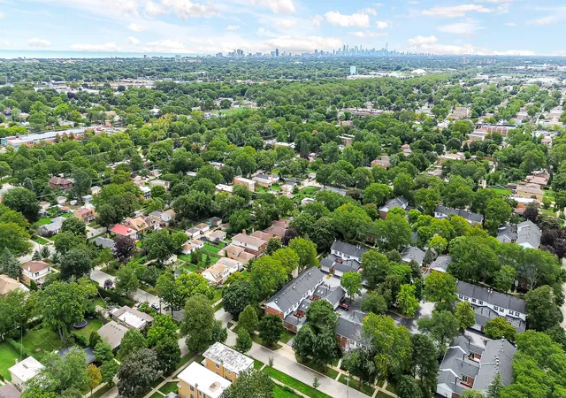 Photo 40 of Townhouse for sale at 9054 Forestview Rd, Evanston, IL 60203 | MLS# 12772901 | Listing updated on 2026-10-07