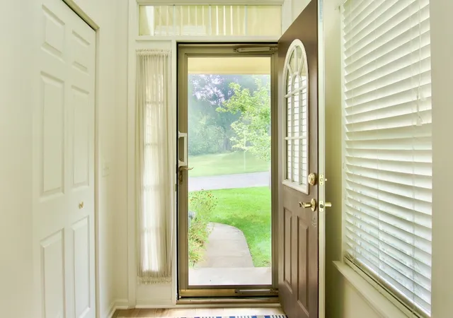 Photo 2 of Townhouse for sale at 6980 Brightwater Dr, Fox Lake, IL 60020 | MLS# 12772958 | Listing updated on 2026-10-06