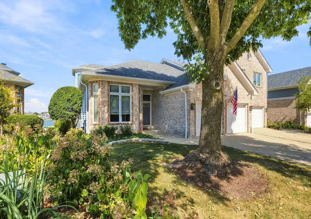 Photo 2 of Townhouse for sale at 23102 Lacroix Ln, Plainfield, IL 60544 | MLS# 12772963 | Listing updated on 2026-10-04