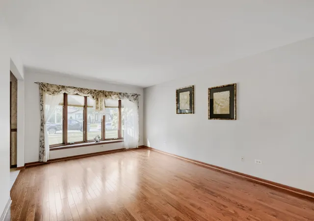 Photo 3 of Single family home for sale at 9015 Natoma Ave, Oak Lawn, IL 60453 | MLS# 12772971 | Listing updated on 2026-10-06