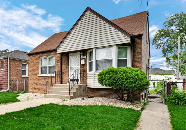 Photo 2 of Single family home for sale at 12755 S Parnell St, Chicago, IL 60628 | MLS# 12772976 | Listing updated on 2026-09-30