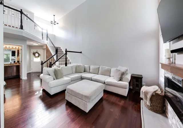Photo 3 of Townhouse for sale at 924 Ainsley Dr #---, West Chicago, IL 60185 | MLS# 12772983 | Listing updated on 2026-10-06