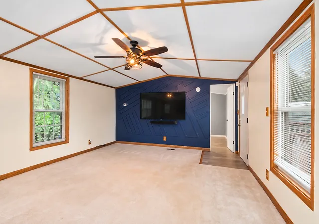 Photo 4 of Manufactured home for sale at 14115 Western Ave #400B, Blue Island, IL 60406 | MLS# 12772989 | Listing updated on 2026-10-09