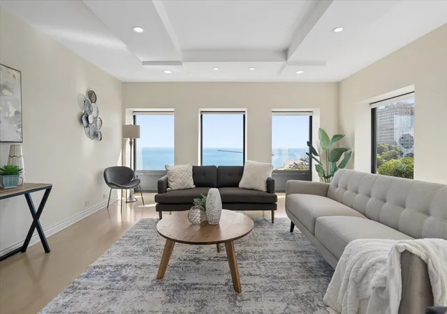 Listing Photo 2 - Condo for sale in building located at 1100 N Lake Shore Dr, Chicago, IL 60611 - Unit #7B