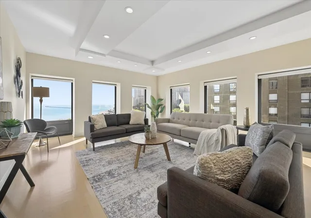 Listing Photo 3 - Condo for sale in building located at 1100 N Lake Shore Dr, Chicago, IL 60611 - Unit #7B