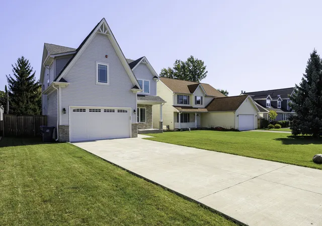 Photo 2 of Single family home for sale at 20553 N Horatio Blvd, Lincolnshire, IL 60069 | MLS# 12773011 | Listing updated on 2026-10-08