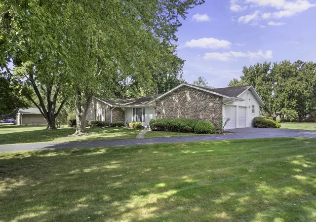 Photo 1 of Single family home for sale at 15617 Memory Ln, Sandwich, IL 60548 | MLS# 12773014 | Listing updated on 2026-10-03