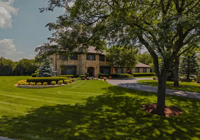 Photo 2 of Single family home for sale at 1406 Afton Cir, Inverness, IL 60010 | MLS# 12773036 | Listing updated on 2026-09-30