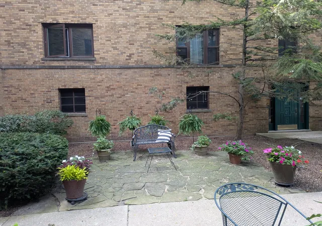 Photo 3 of Condo for sale at 1535 Monroe Ave #2, River Forest, IL 60305 | MLS# 12773038 | Listing updated on 2026-10-06
