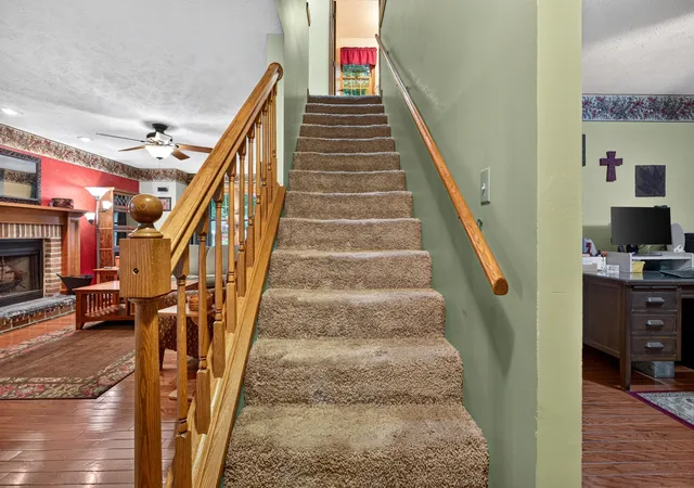 Photo 3 of Single family home for sale at 1208 Royal Pointe Dr, Bloomington, IL 61704 | MLS# 12773041 | Listing updated on 2026-10-07