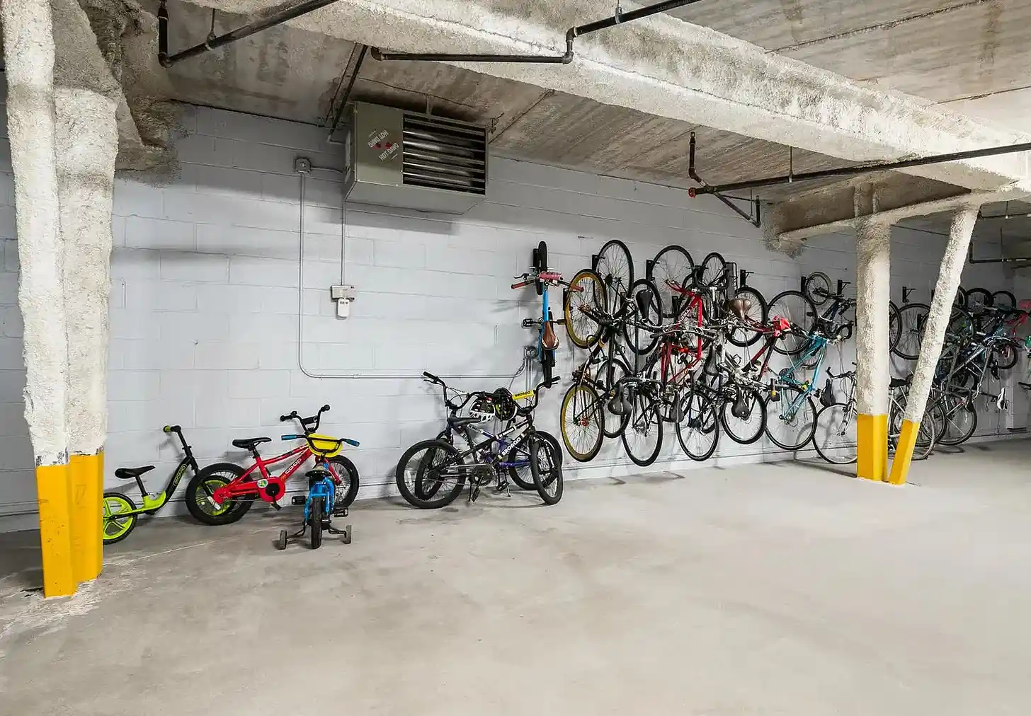 Listing Photo 26 - Condo for sale in 650 N Morgan St located at 650 N Morgan St, Chicago, IL 60642 - Unit #202