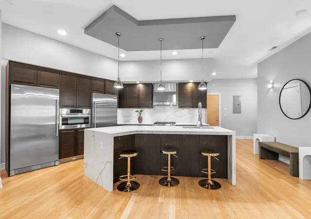 Photo 4 of Condo for sale at 650 N Morgan St #202, Chicago, IL 60642 | MLS# 12773048 | Listing updated on 2026-10-06