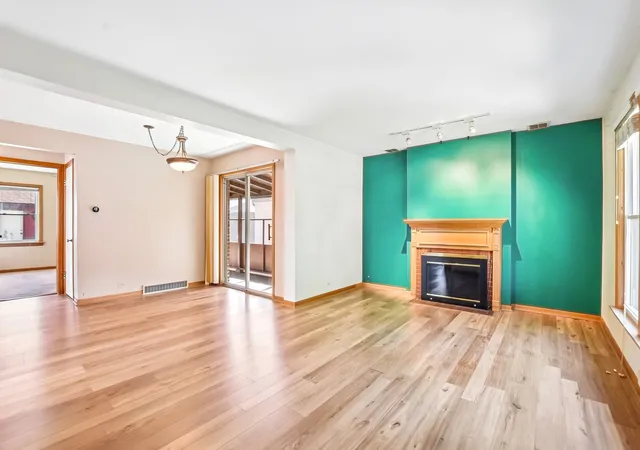 Photo 4 of Single family home for sale at 1923 N 74th Avenue, Elmwood Park, IL 60707 | MLS# 12773134 | Listing updated on 2026-10-02