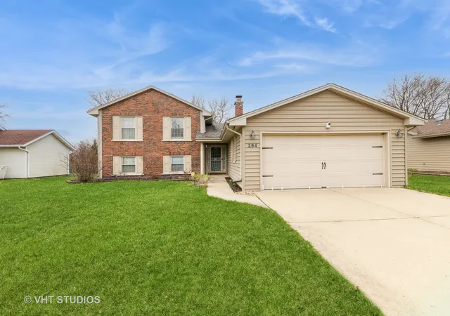 Single family home for sale at 264 Evergreen Ln, Bloomingdale, IL 60108 | MLS# 12773148