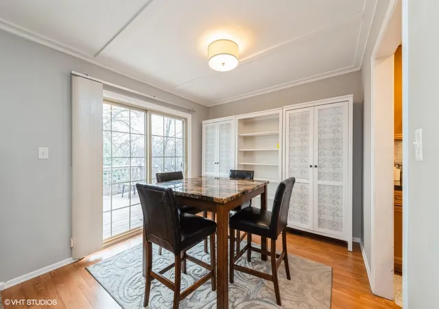 Photo 3 of Single family home for sale at 264 Evergreen Ln, Bloomingdale, IL 60108 | MLS# 12773148 | Listing updated on 2026-10-20