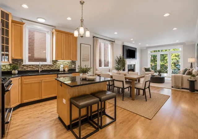 Photo 4 of Condo for sale at 2717 N Wilton Ave #3S, Chicago, IL 60614 | MLS# 12773156 | Listing updated on 2026-09-30