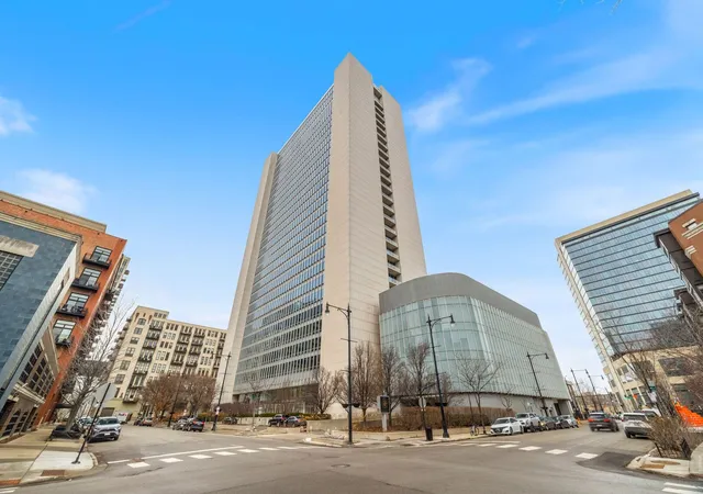 Condo for sale at 500 W Superior St #1306, Chicago, IL 60654 | MLS# 12773174 | Listing updated on 2026-10-06