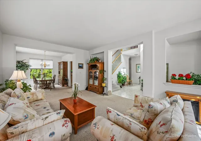 Photo 3 of Single family home for sale at 5722 Windsor Ct, Rolling Meadows, IL 60008 | MLS# 12773201 | Listing updated on 2026-10-07