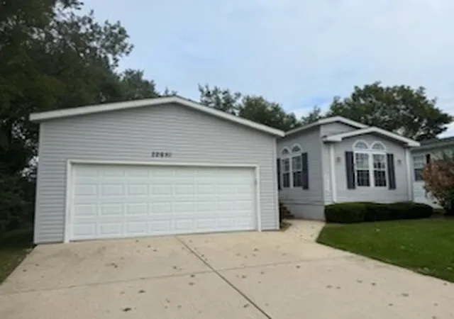Photo 1 of Manufactured home for sale at 22651 Foxfire Dr, Frankfort, IL 60423 | MLS# 12773203 | Listing updated on 2026-10-07