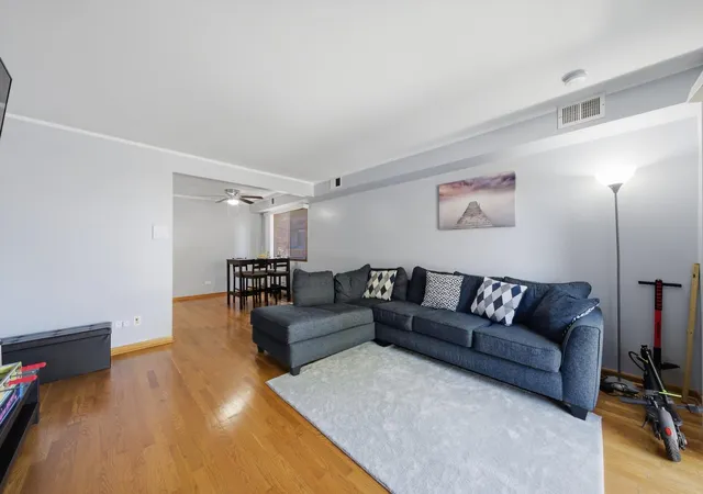 Listing Photo 5 - Condo for sale in building located at 6545 W 64Th Pl, Chicago, IL 60638 - Unit #2W