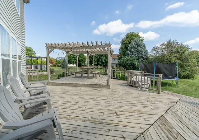 Photo 4 of Single family home for sale at 1808 Arbor Gate Dr, Plainfield, IL 60586 | MLS# 12773231 | Listing updated on 2026-10-06