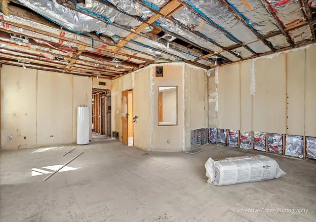 Photo 2 of Multi family home for sale at 3636 N Ashland Ave, Chicago, IL 60613 | MLS# 12773235 | Listing updated on 2026-10-06