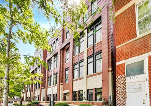 Photo 1 of Condo for sale at 4110 N Western Ave #4N, Chicago, IL 60618 | MLS# 12773243 | Listing updated on 2026-10-07
