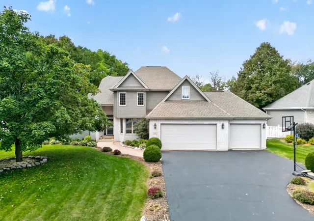 Single family home for sale at 9176 Forest Ridge Dr, Roscoe, IL 61073 | MLS# 12773261