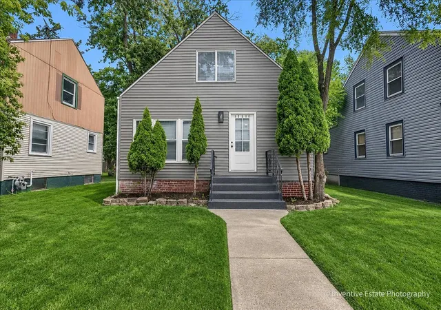 Photo 1 of Single family home for sale at 14813 Evers St, Dolton, IL 60419 | MLS# 12773263 | Listing updated on 2026-10-06