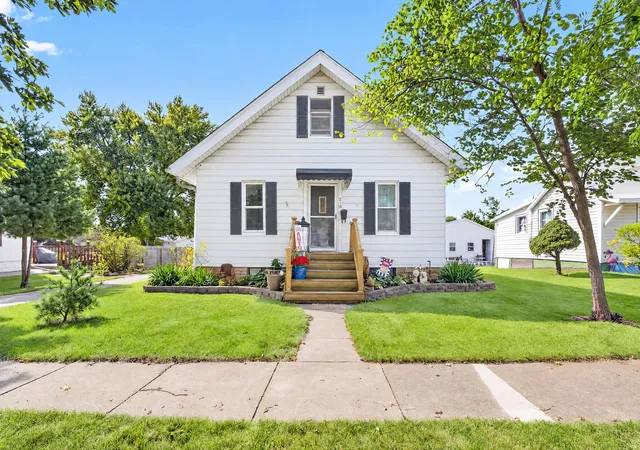 Photo 1 of Single family home for sale at 210 S 10th Street, Rochelle, IL 61068 | MLS# 12773265 | Listing updated on 2026-10-07
