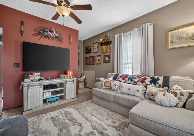 Photo 3 of Single family home for sale at 210 S 10th Street, Rochelle, IL 61068 | MLS# 12773265 | Listing updated on 2026-10-07