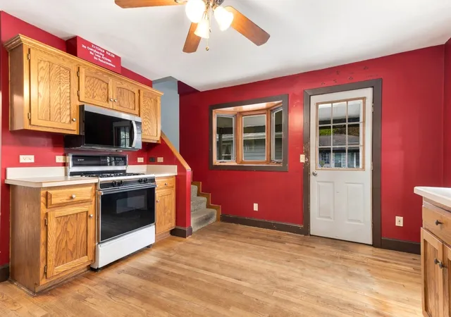 Photo 4 of Single family home for sale at 20 N Joles St, Sandwich, IL 60548 | MLS# 12773275 | Listing updated on 2026-10-03