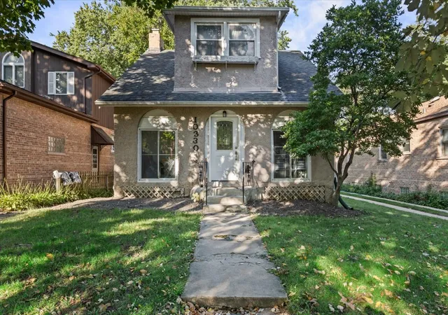 Single family home for sale at 10330 S Artesian Ave, Chicago, IL 60655 | MLS# 12773305