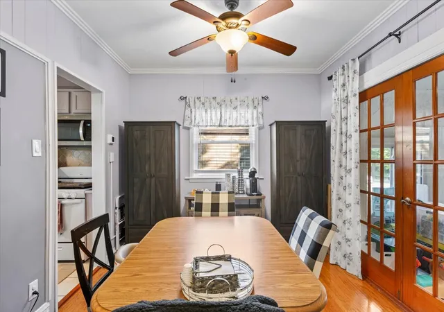 Photo 3 of Single family home for sale at 10330 S Artesian Ave, Chicago, IL 60655 | MLS# 12773305 | Listing updated on 2026-10-07