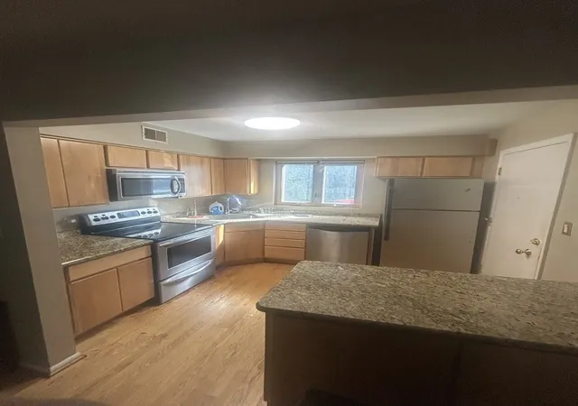 Photo 3 of Condo for sale at 67 Kimbark Rd #1, Riverside, IL 60546 | MLS# 12773312 | Listing updated on 2026-10-07