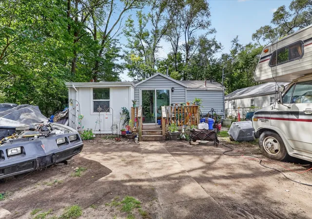 Photo 1 of Single family home for sale at 2831 Collins St, Rockford, IL 61109 | MLS# 12773319 | Listing updated on 2026-10-06