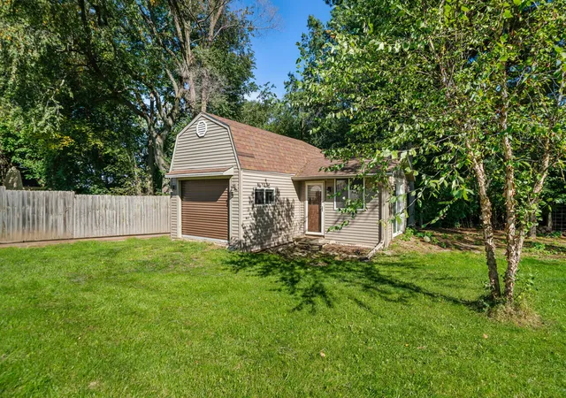 Photo 29 of Sale Pending at 2354 Winfield Ct, Rockton, IL 61072 | MLS# 12773332 | Listing updated on 2026-10-07