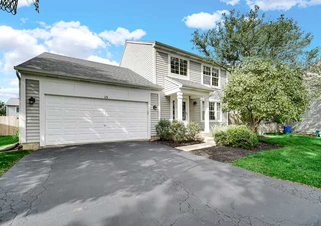 Single family home for sale at 15 Berkshire Ct, South Elgin, IL 60177 | MLS# 12773334