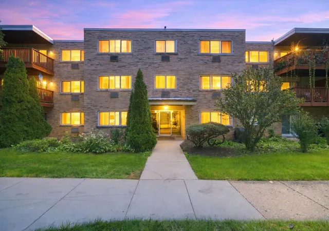 Condo for sale at 702 Dempster St #G4, Mount Prospect, IL 60056 | MLS# 12773357