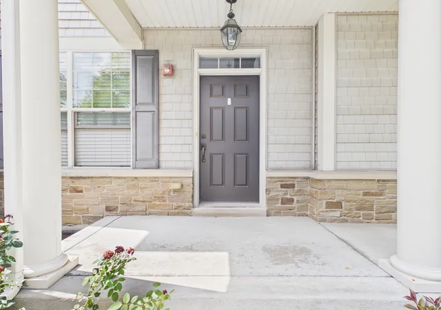 Photo 3 of Townhouse for sale at 2010 Shermer Rd, Glenview, IL 60026 | MLS# 12773362 | Listing updated on 2026-10-06