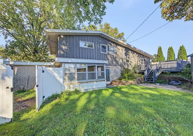 Photo 3 of Single family home for sale at 954 E Madison St, Morton, IL 61550 | MLS# 12773371 | Listing updated on 2026-10-06