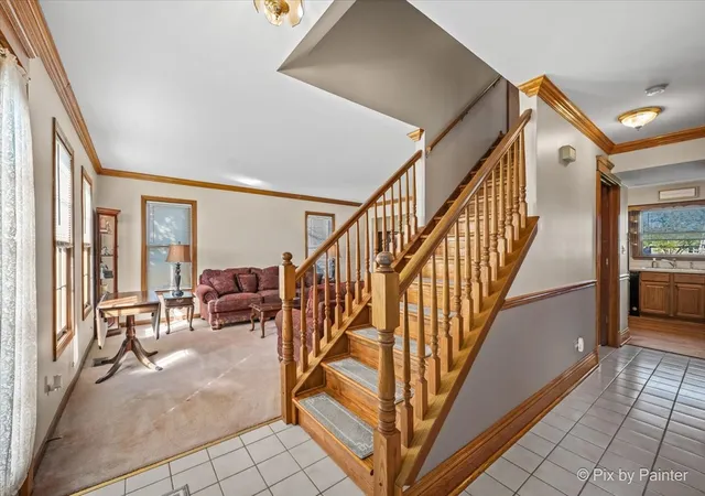 Photo 4 of Single family home for sale at 765 Crest Dr, Cary, IL 60013 | MLS# 12773386 | Listing updated on 2026-10-07
