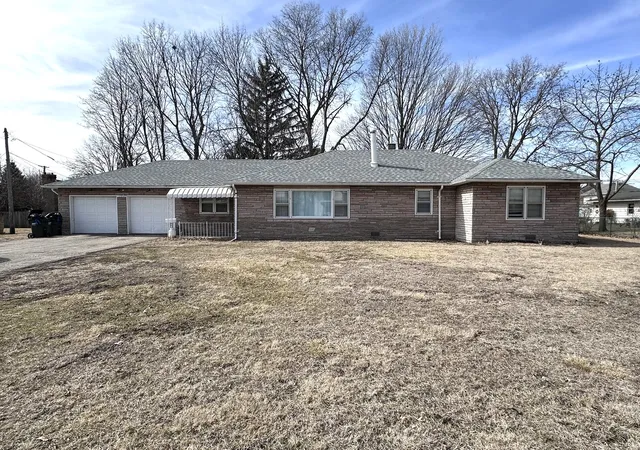 Photo 1 of Single family home for sale at 1107 Locust St, Sterling, IL 61081 | MLS# 12773399 | Listing updated on 2026-10-07