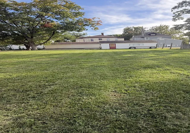 Photo 1 of Land for sale at 607 E Jefferson St, Bloomington, IL 61701 | MLS# 12773406 | Listing updated on 2026-10-06