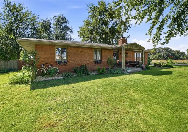 Single family home for sale at 1926 N 31st Road, Ottawa, IL 61350 | MLS# 12773460