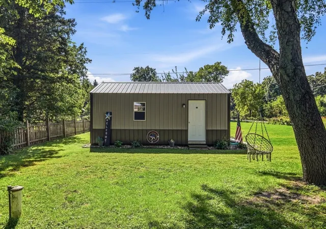 Photo 3 of Single family home for sale at 1926 N 31st Road, Ottawa, IL 61350 | MLS# 12773460 | Listing updated on 2026-10-03