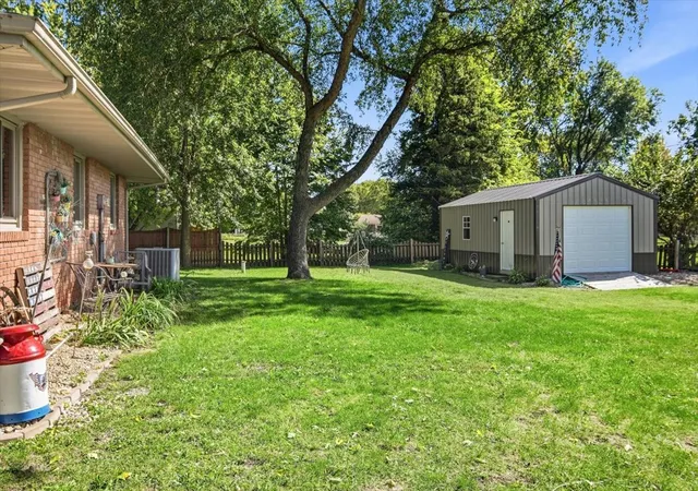 Photo 4 of Single family home for sale at 1926 N 31st Road, Ottawa, IL 61350 | MLS# 12773460 | Listing updated on 2026-10-03