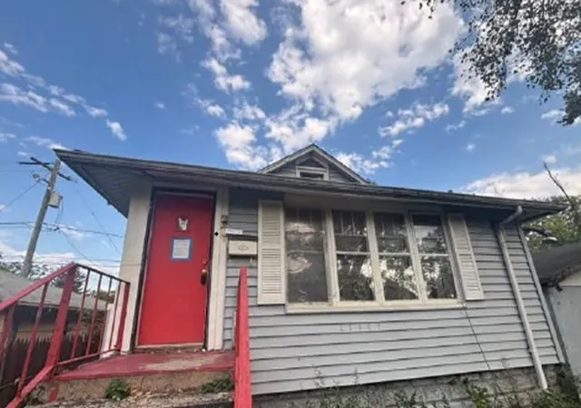 Photo 1 of Single family home for sale at 15807 Myrtle Ave, Harvey, IL 60426 | MLS# 12773508 | Listing updated on 2026-09-30