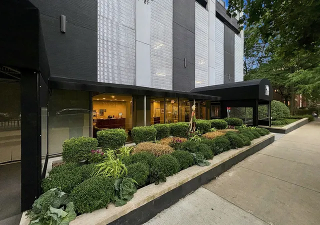 Photo 1 of Condo for sale at 2700 N Hampden Ct #8B, Chicago, IL 60614 | MLS# 12773517 | Listing updated on 2026-10-07